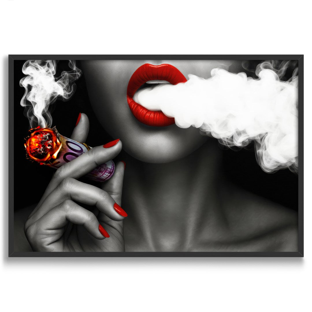 quadro moderno appeso donna che fuma banconota 500 euro cornice nera sfondo bianco