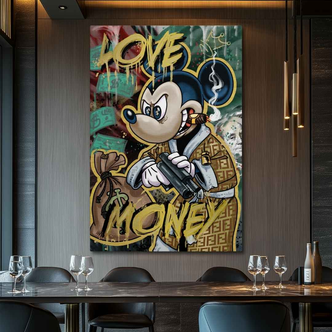 Stampa su tela pop art di Topolino in abito Fendi con una pistola e un sigaro, con la scritta 'Love Money', appesa in bar