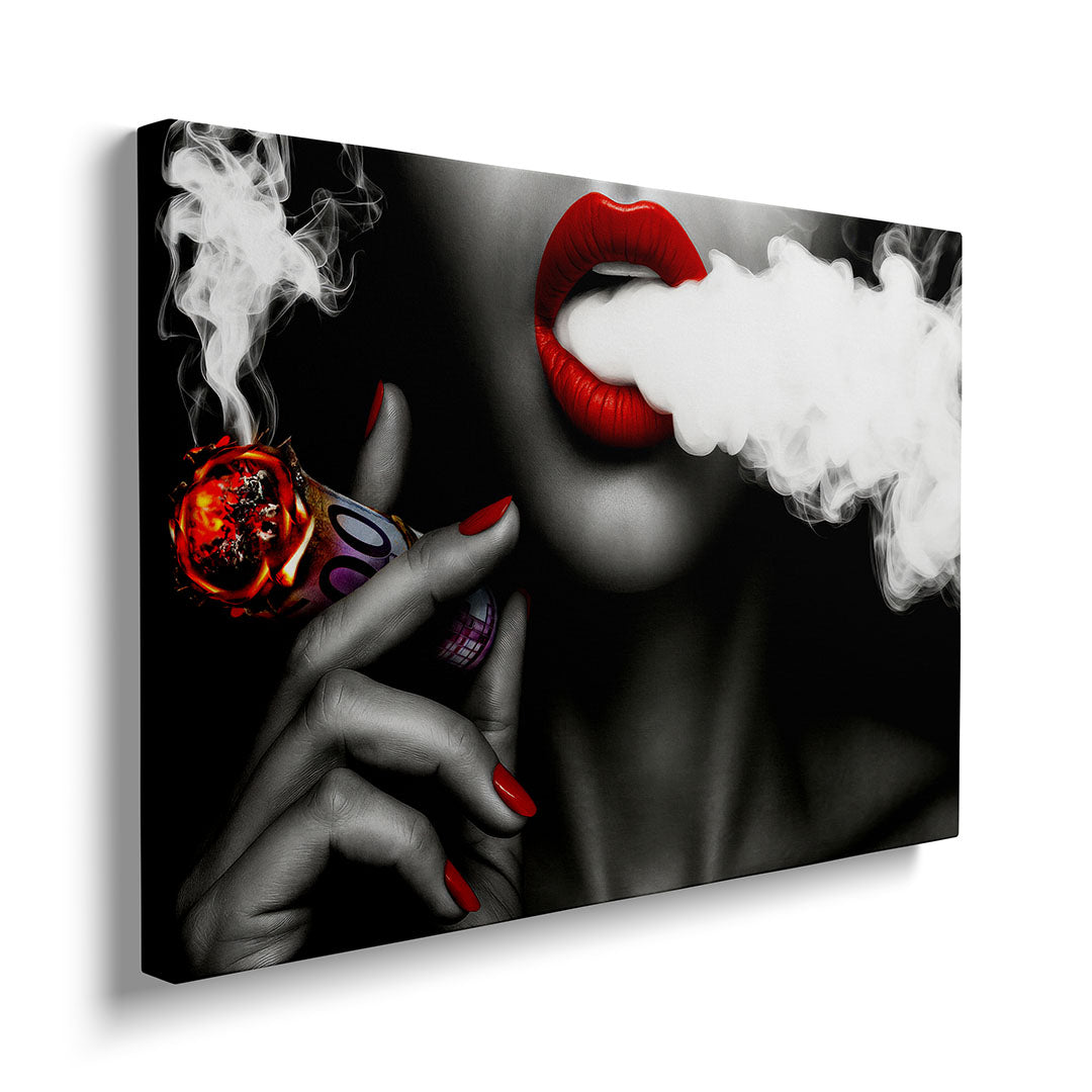 dettaglio telaio quadro moderno donna attraente labbra rosse fuma sigaro 500 euro