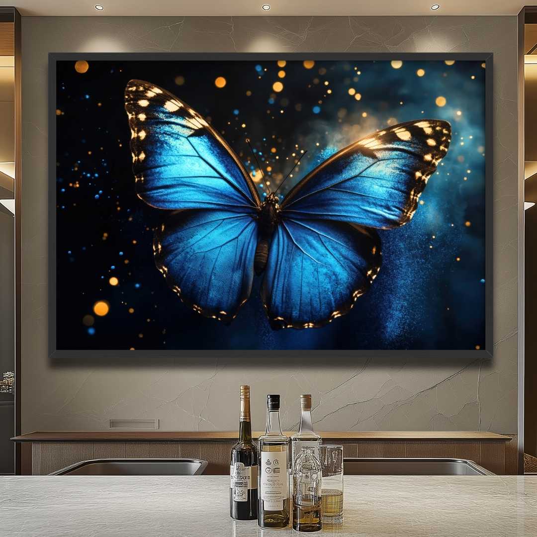 quadro moderno farfalla blu oro appeso in ristorante
