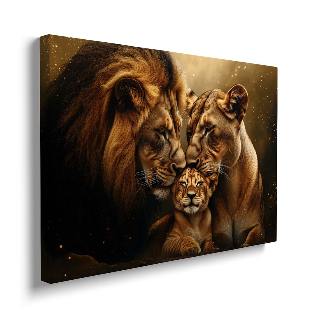 dettaglio quadro moderno leone e leonessa con cucciolo che si coccolano appeso