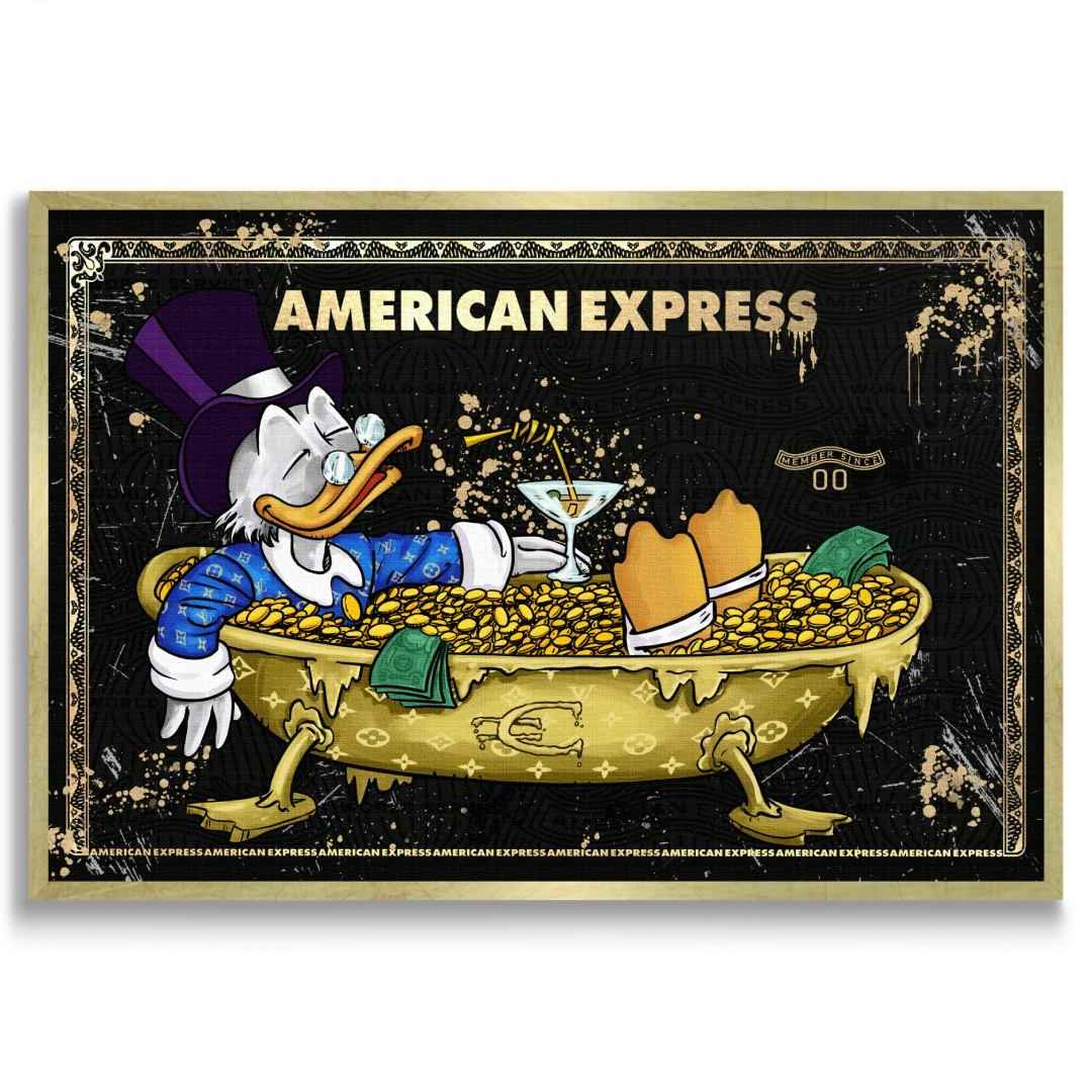 Stampa su tela pop art di American Express con Zio Paperone in abito LV dentro una jacuzzi d'oro, con cornice oro e sfondo bianco